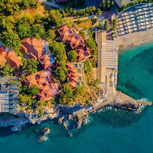Senza Garden Holiday Club